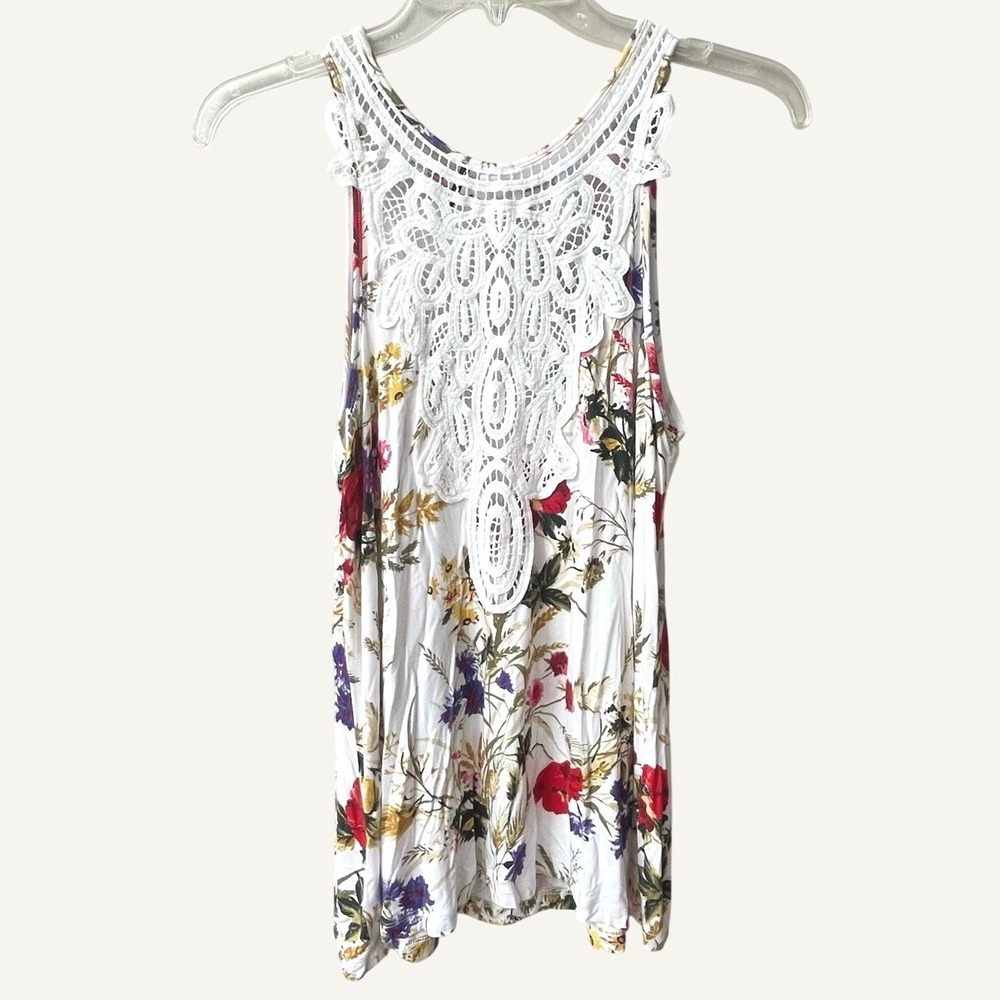 Anthropologie Akemi + Kin Floral Tank Top Womens Medium Boho Crochet Lace Back - Picture 2 of 10